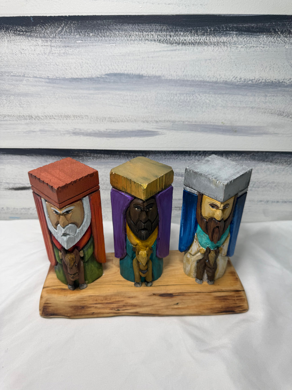 Reyes magos tallados artesanales