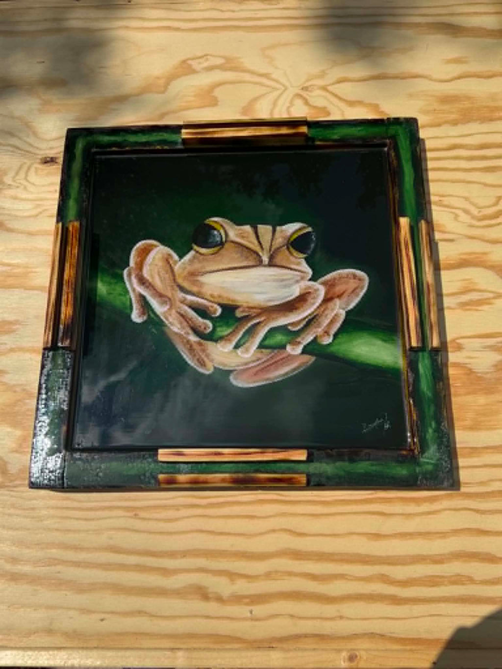 Mesita de Dominó Pintada a Mano – El Coqui